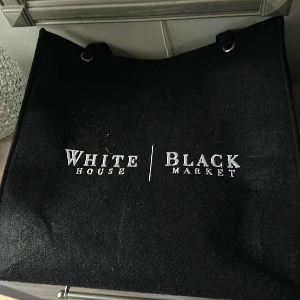 White House/Black Market shopping tote bag